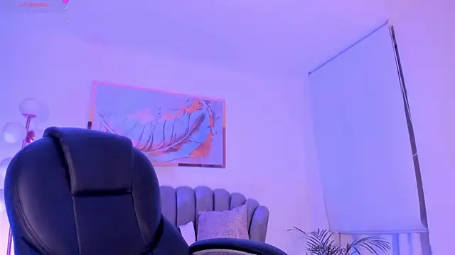Snapshot of ZoePresleyX chatting on 11-06-25, 02:45 ZoePresleyX online show from 11-06-25, 02:45
