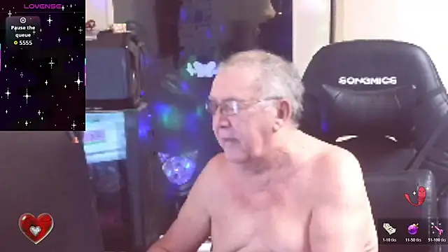 Snapshot of bebitzu chatting on 03-13-26, 02:23 bebitzu online show from 03-13-26, 02:23