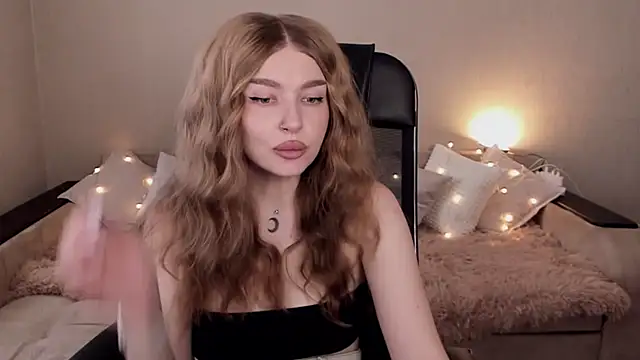 ViolettaLopez online show from 02-12-25, 11:29