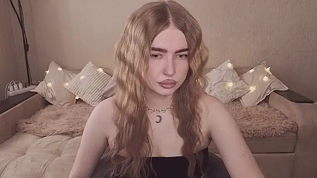 ViolettaLopez online show from 03-27-26, 12:16