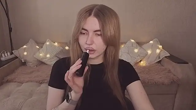 ViolettaLopez online show from 04-07-26, 02:06