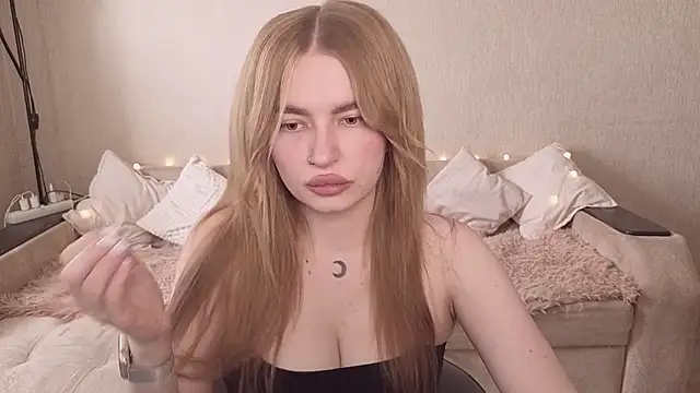 ViolettaLopez online show from 06-30-26, 11:00