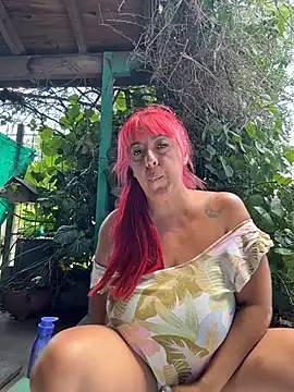 sofy alone online show from 12-16-25, 04:23