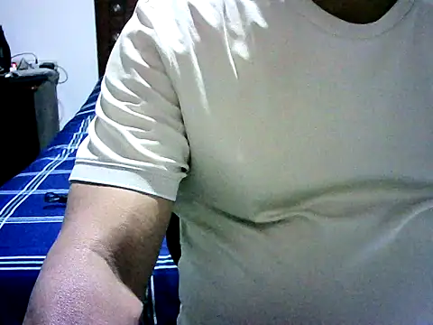Snapshot of heberin chatting on 08-02-26, 11:36 heberin online show from 08-02-26, 11:36