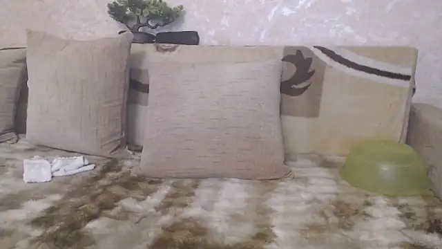 Snapshot of Amy_August chatting on 05-06-26, 04:56 Amy August online show from 05-06-26, 04:56