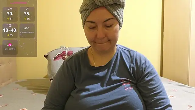 BBW MILF 4U online show from 02-16-25, 06:43