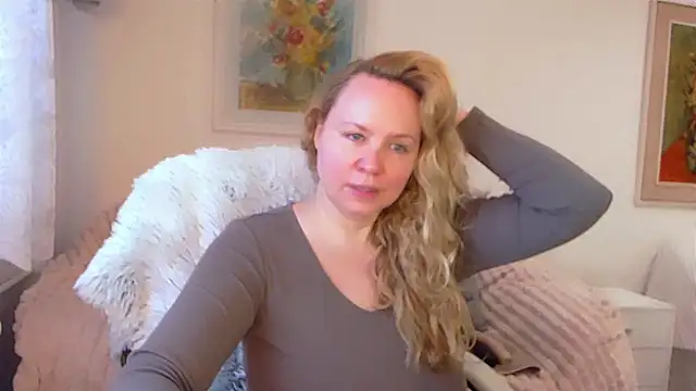 Sarah4you online show from 03-16-25, 03:50