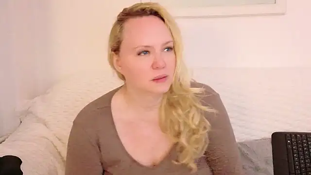 Sarah4you online show from 11-21-25, 08:51