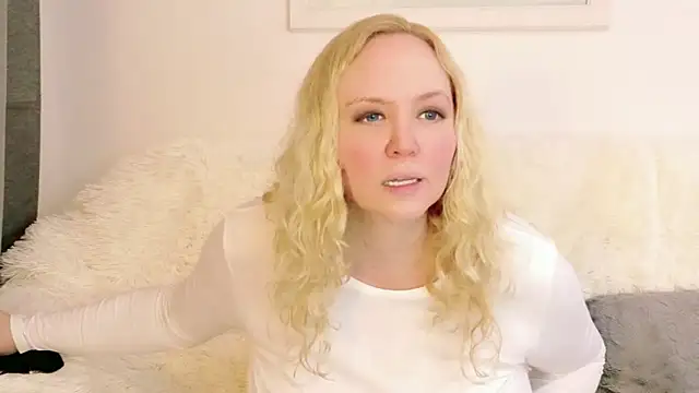 Sarah4you online show from 03-22-26, 12:03