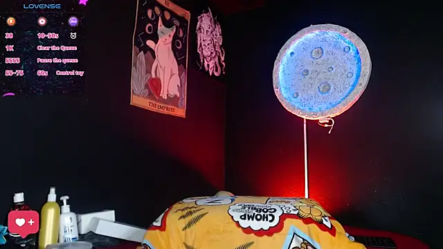 girl intense444 online show from 06-17-26, 01:56