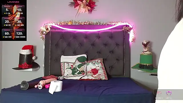 CharlotteLemke online show from 12-15-25, 01:04