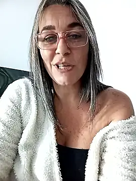 Snapshot of Katy_Randy chatting on 03-06-25, 10:47 Katy Randy online show from 03-06-25, 10:47