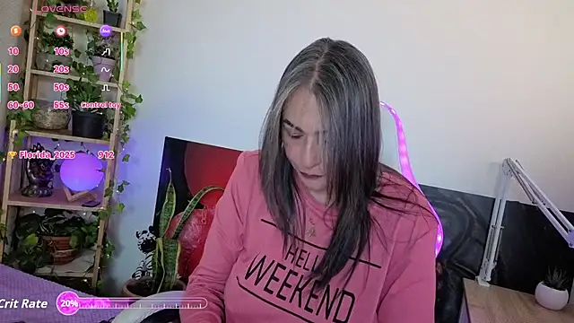 Snapshot of Katy_Randy chatting on 10-23-25, 11:57 Katy Randy online show from 10-23-25, 11:57