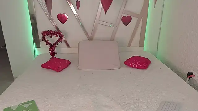 PaulinaBelushi online show from 09-19-25, 03:34