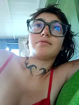 Snapshot of Blulilla69 chatting on 09-26-25, 01:48 Blulilla69 online show from 09-26-25, 01:48