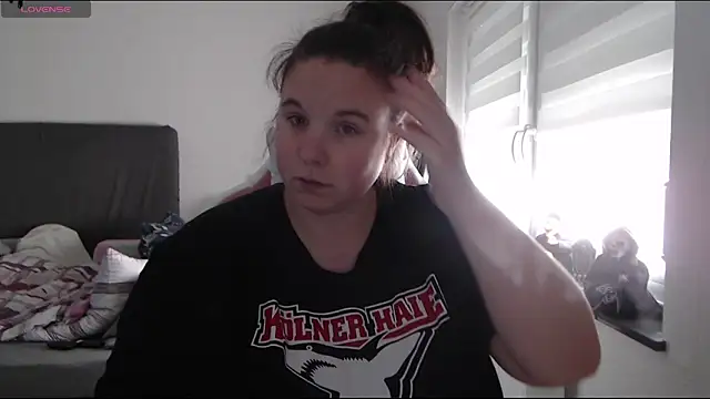 Snapshot of AureliaWinter chatting on 11-02-25, 10:28 AureliaWinter online show from 11-02-25, 10:28