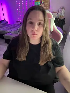 Snapshot of AureliaWinter chatting on 02-08-26, 09:34 AureliaWinter online show from 02-08-26, 09:34