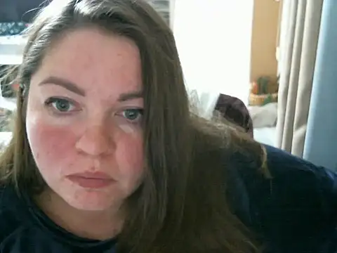 Snapshot of cute__cherry chatting on 12-13-24, 01:26 cute cherry online show from 12-13-24, 01:26