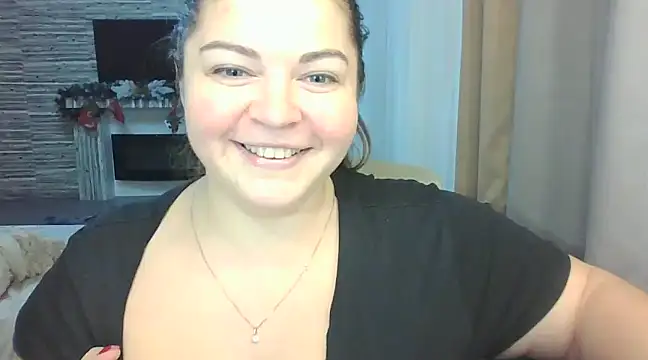 Snapshot of cute__cherry chatting on 01-18-25, 02:12 cute cherry online show from 01-18-25, 02:12