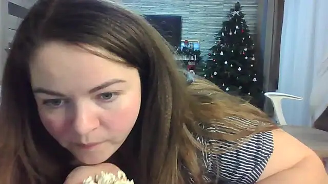 Snapshot of cute__cherry chatting on 01-18-25, 08:19 cute cherry online show from 01-18-25, 08:19