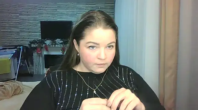 Snapshot of cute__cherry chatting on 02-07-25, 03:52 cute cherry online show from 02-07-25, 03:52