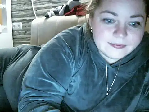 Snapshot of cute__cherry chatting on 03-11-25, 06:19 cute cherry online show from 03-11-25, 06:19