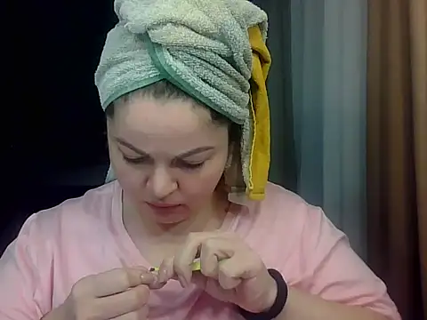 Snapshot of cute__cherry chatting on 02-01-26, 06:50 cute cherry online show from 02-01-26, 06:50