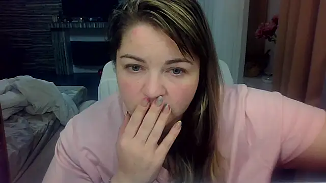 Snapshot of cute__cherry chatting on 03-12-26, 08:59 cute cherry online show from 03-12-26, 08:59