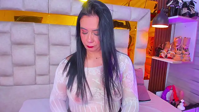 bigass monic online show from 04-28-26, 02:38