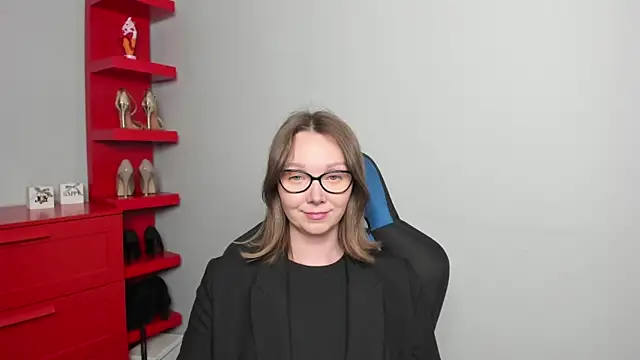 Cookie zoe online show from 06-19-26, 06:29
