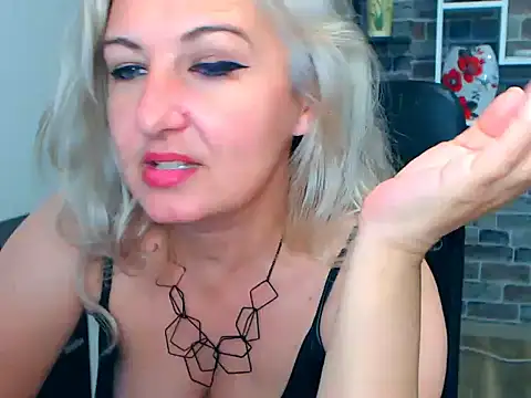 angel devil milf online show from 01-29-25, 03:26