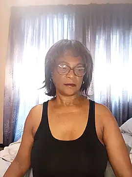Hotgrannyx online show from 12-17-25, 04:18