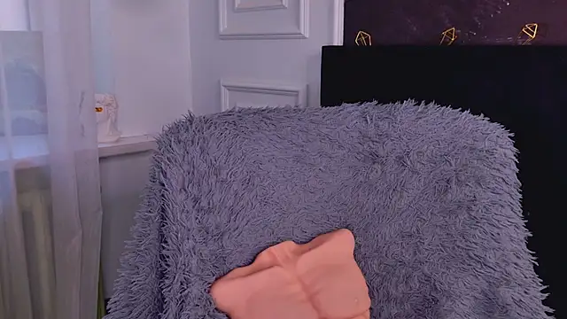 SofiaFoster  online show from 04-30-26, 06:09