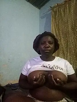 Cinderellablack online show from 11-13-25, 01:37