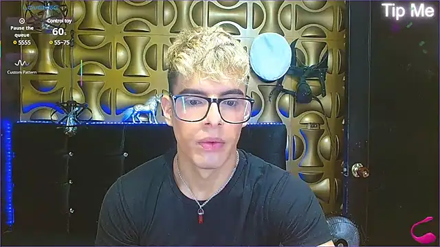 angel sexyevil online show from 02-18-25, 12:17