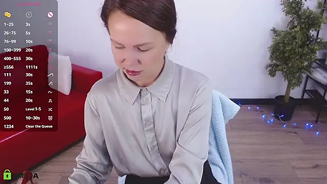 VickyGolden online show from 07-19-26, 05:33