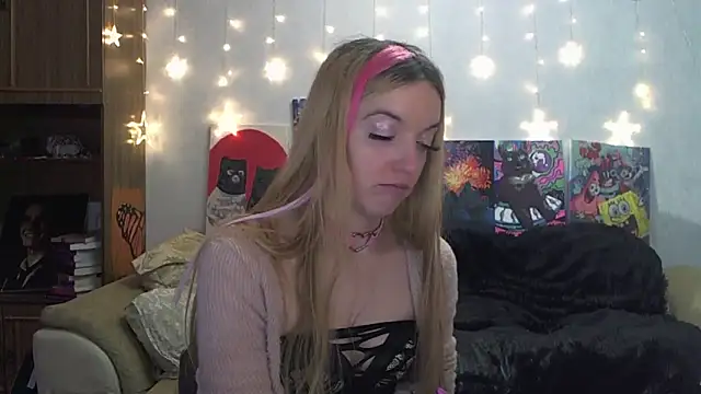 SecretSophia online show from 02-18-25, 04:16