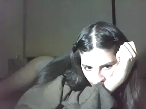 Snapshot of Insomniacl chatting on 12-19-24, 03:07 Insomniacl online show from 12-19-24, 03:07