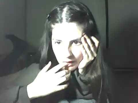 Snapshot of Insomniacl chatting on 01-03-25, 03:16 Insomniacl online show from 01-03-25, 03:16