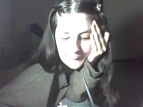 Snapshot of Insomniacl chatting on 01-18-25, 05:20 Insomniacl online show from 01-18-25, 05:20