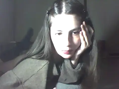 Snapshot of Insomniacl chatting on 01-27-25, 04:30 Insomniacl online show from 01-27-25, 04:30