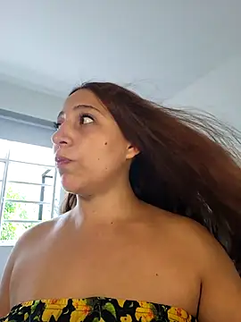 VickyHoult online show from 03-01-25, 09:15