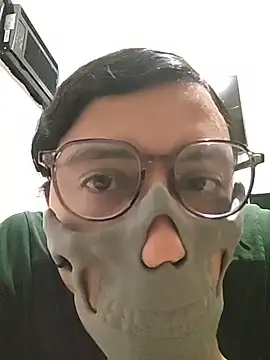 Snapshot of HardestPepe chatting on 03-22-26, 07:34 HardestPepe online show from 03-22-26, 07:34