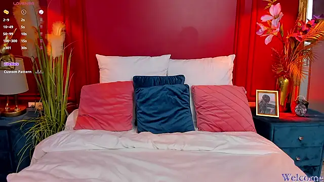 MiaMuse online show from 02-24-25, 08:14