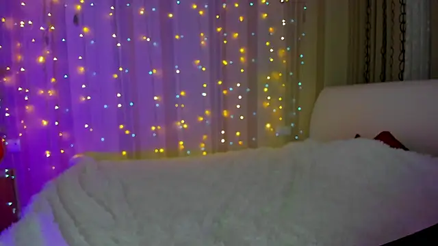 Danielle Thomas online show from 03-01-25, 02:55