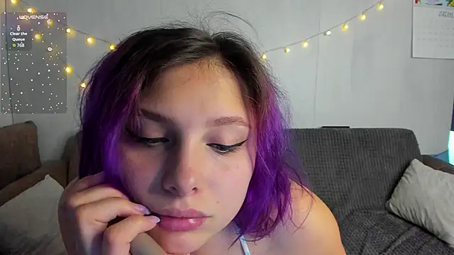 Snapshot of snusmumrike chatting on 11-30-25, 07:01 snusmumrike online show from 11-30-25, 07:01