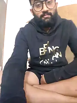 Snapshot of love4shownude chatting on 01-18-25, 03:42 love4shownude online show from 01-18-25, 03:42