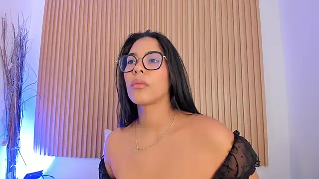 Snapshot of GenesisRuiz chatting on 06-08-26, 12:38 GenesisRuiz online show from 06-08-26, 12:38