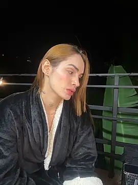 SofiaCarter online show from 01-13-25, 01:45