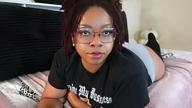 Snapshot of -khayaparker chatting on 11-05-25, 05:46 -khayaparker online show from 11-05-25, 05:46